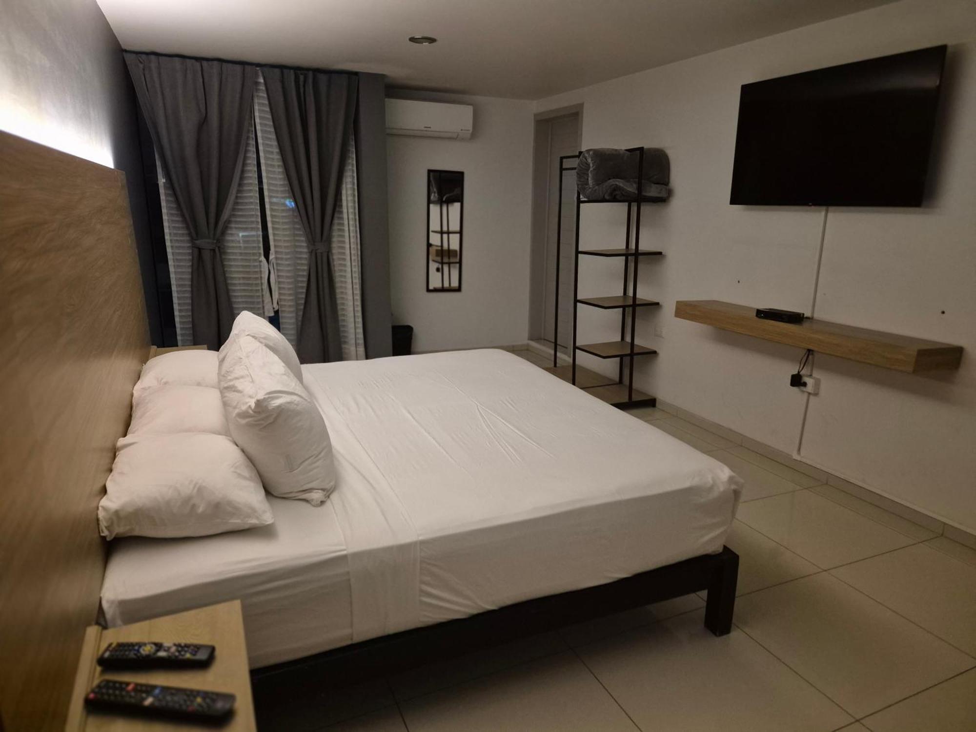 Hotel Casa Galeana Centro Con Estacionamiento Privado 阿瓜斯卡达特斯 外观 照片